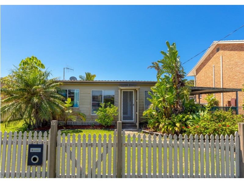 15 Tirriki Street, Old Bar NSW 2430