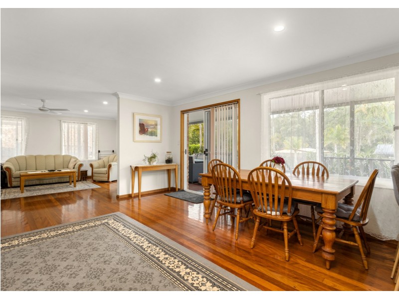 122 Waterman Street, Old Bar NSW 2430