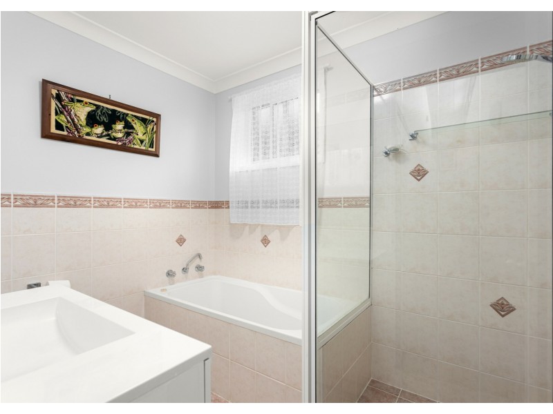 122 Waterman Street, Old Bar NSW 2430