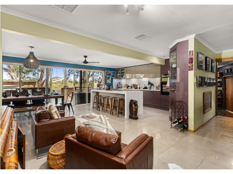 31 Gannet Crescent, Old Bar NSW 2430