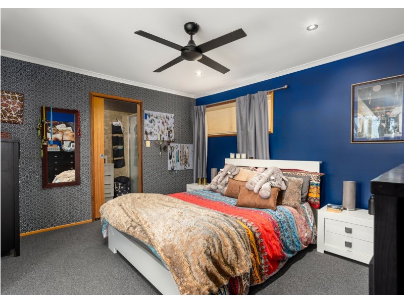31 Gannet Crescent, Old Bar NSW 2430