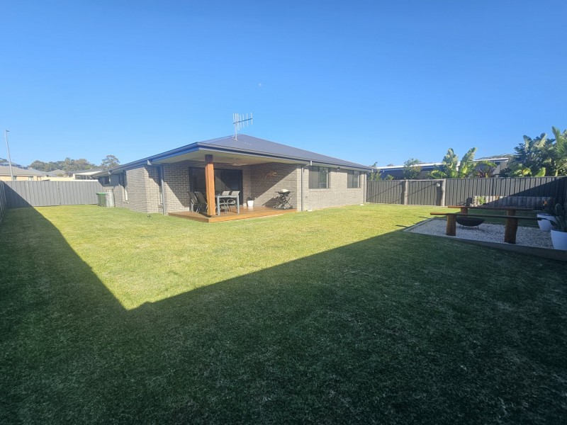 7 Howard Street, Wallabi Point NSW 2430