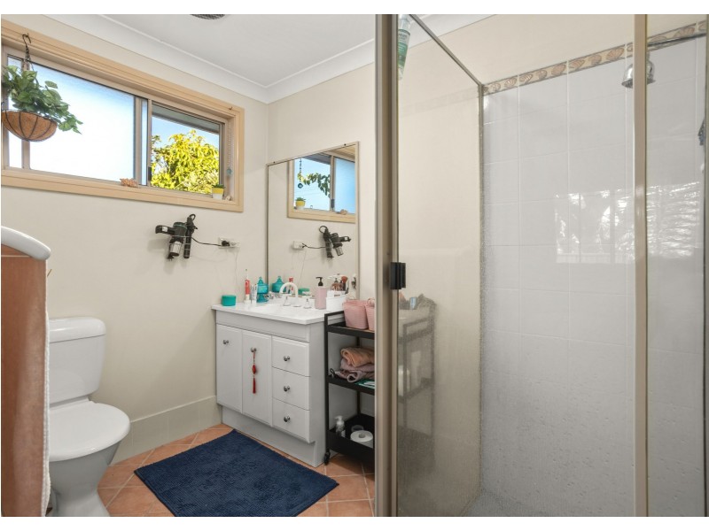 2/6 Rushby Drive, Old Bar NSW 2430