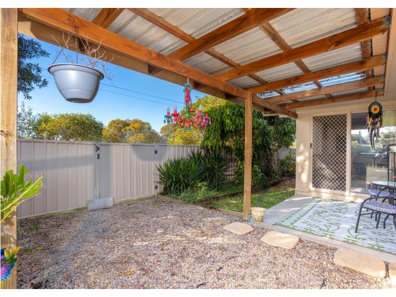 2/6 Rushby Drive, Old Bar NSW 2430