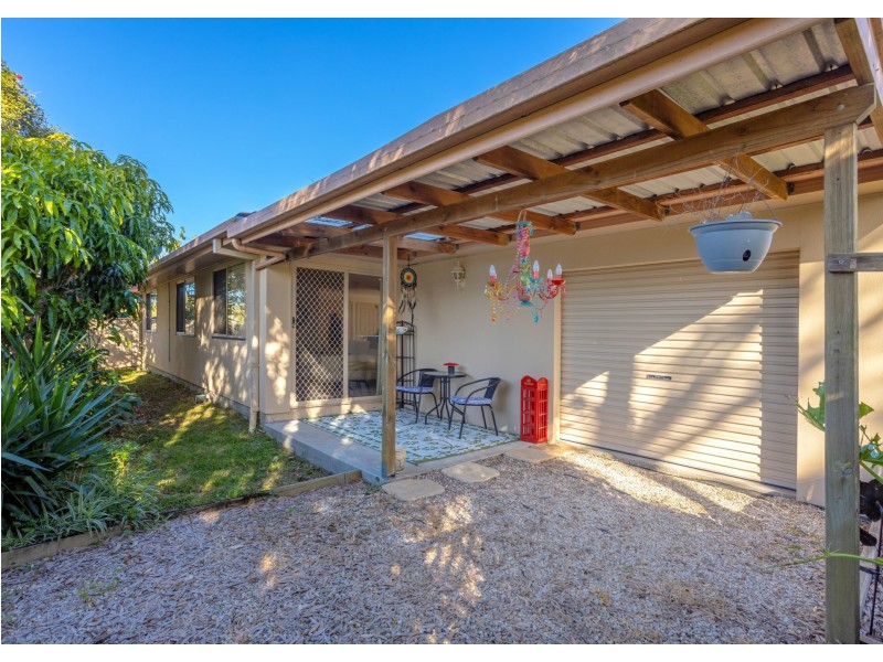 2/6 Rushby Drive, Old Bar NSW 2430