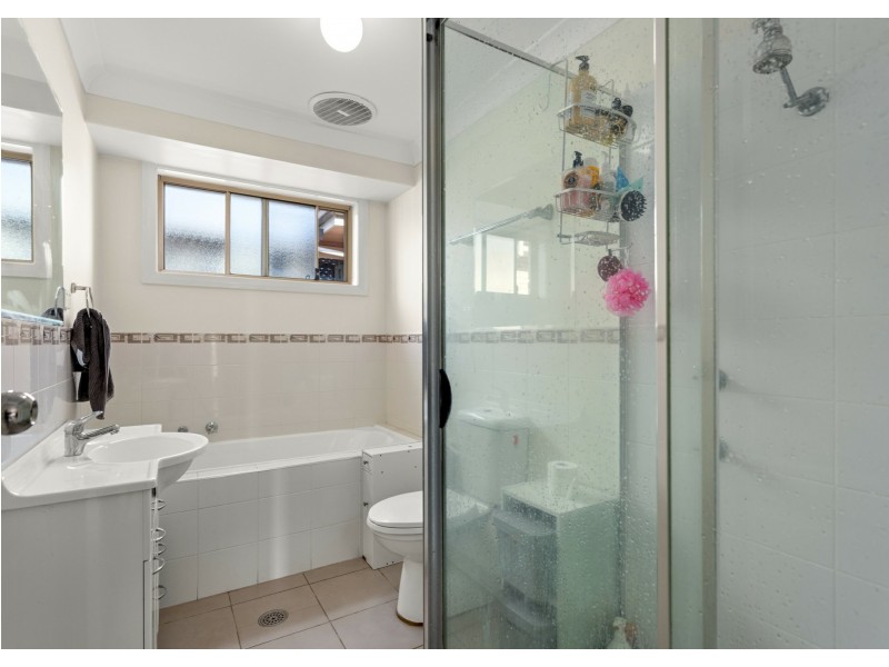 1 Yellowfin Avenue, Old Bar NSW 2430