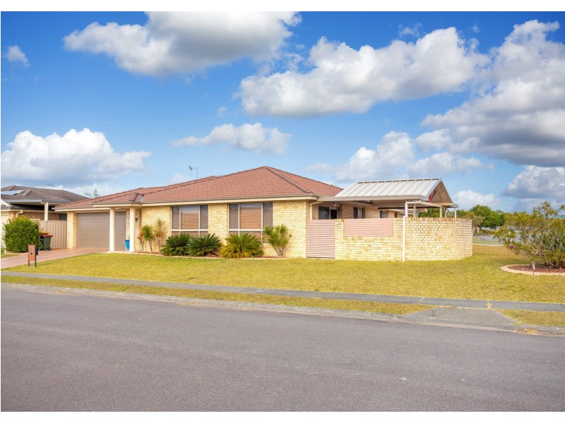 1 Yellowfin Avenue, Old Bar NSW 2430