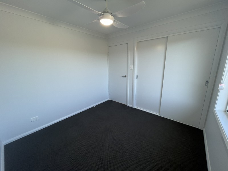 2/12 Grandis Parade, Taree NSW 2430