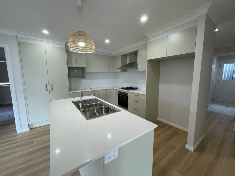 2 Viewmont Way, Old Bar NSW 2430