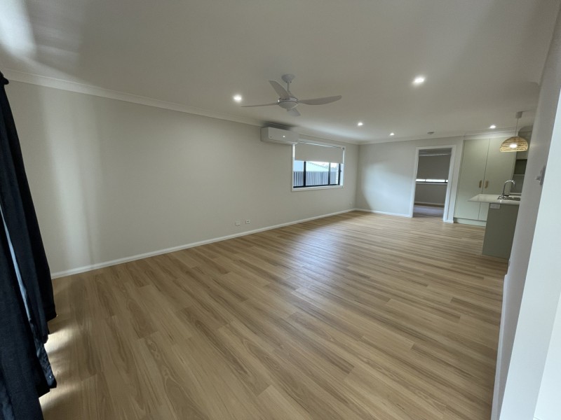 2 Viewmont Way, Old Bar NSW 2430