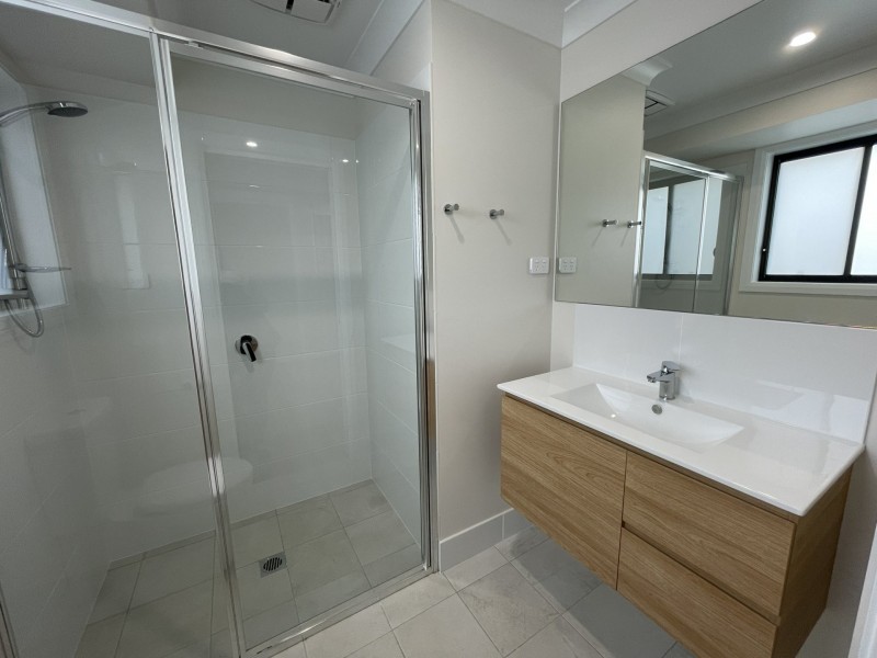 2 Viewmont Way, Old Bar NSW 2430