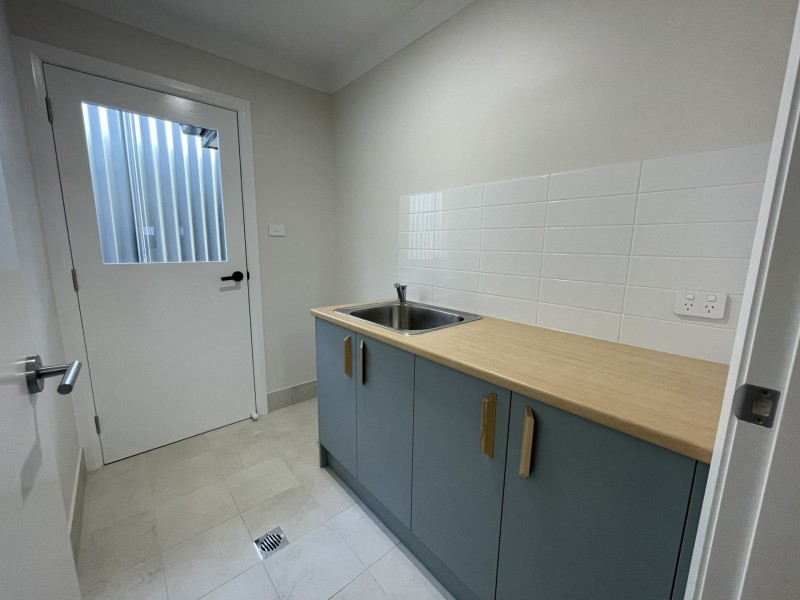 2 Viewmont Way, Old Bar NSW 2430
