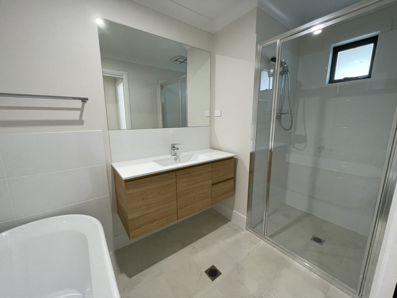 2 Viewmont Way, Old Bar NSW 2430