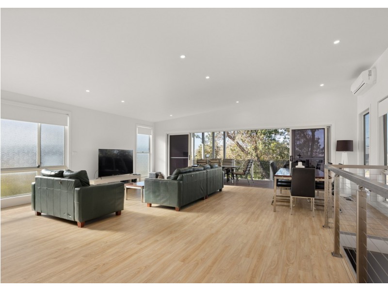 33 Lewis Street, Old Bar NSW 2430