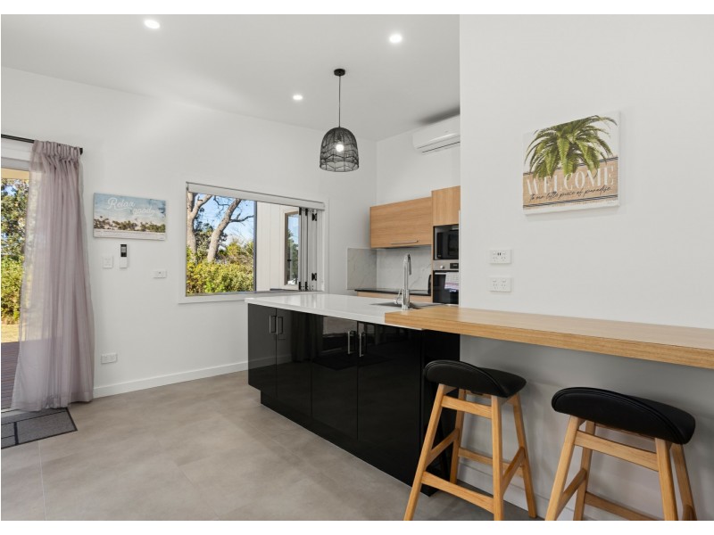 33 Lewis Street, Old Bar NSW 2430