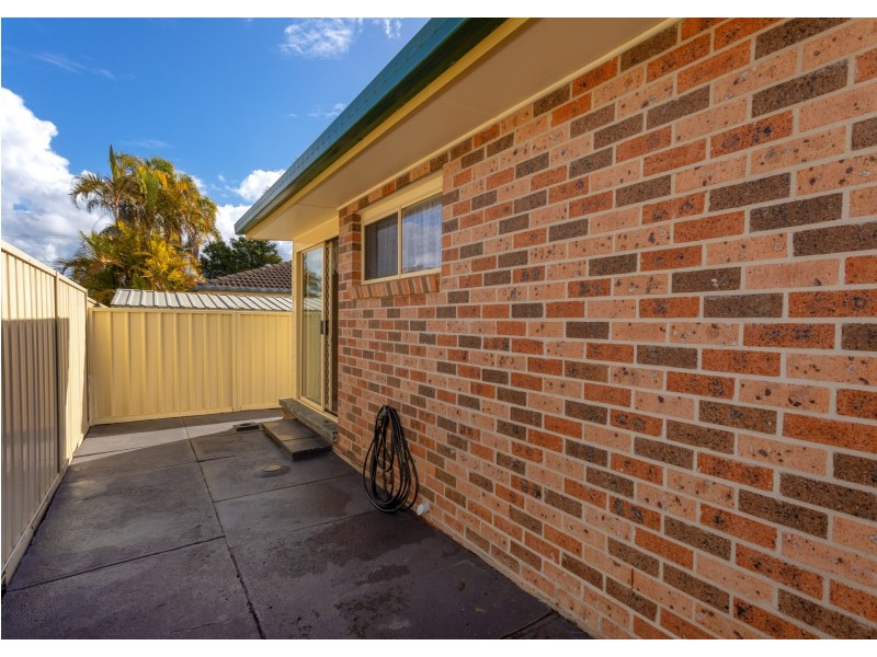 6B Belford Street, Old Bar NSW 2430
