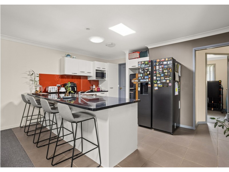 2 Greenbank Way, Old Bar NSW 2430