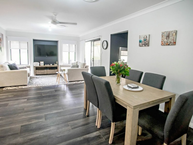 13 Rosedale Place, Tinonee NSW 2430