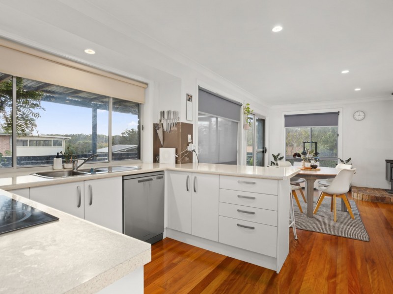 22 Carrabeen Drive, Old Bar NSW 2430