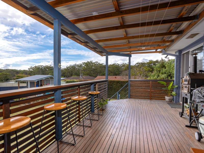 22 Carrabeen Drive, Old Bar NSW 2430