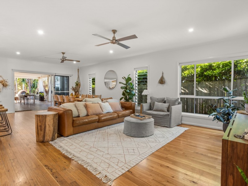 13 Hall Street, Old Bar NSW 2430