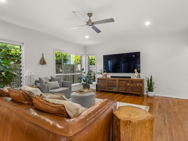 13 Hall Street, Old Bar NSW 2430