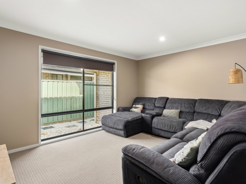 74 Albatross Way, Old Bar NSW 2430