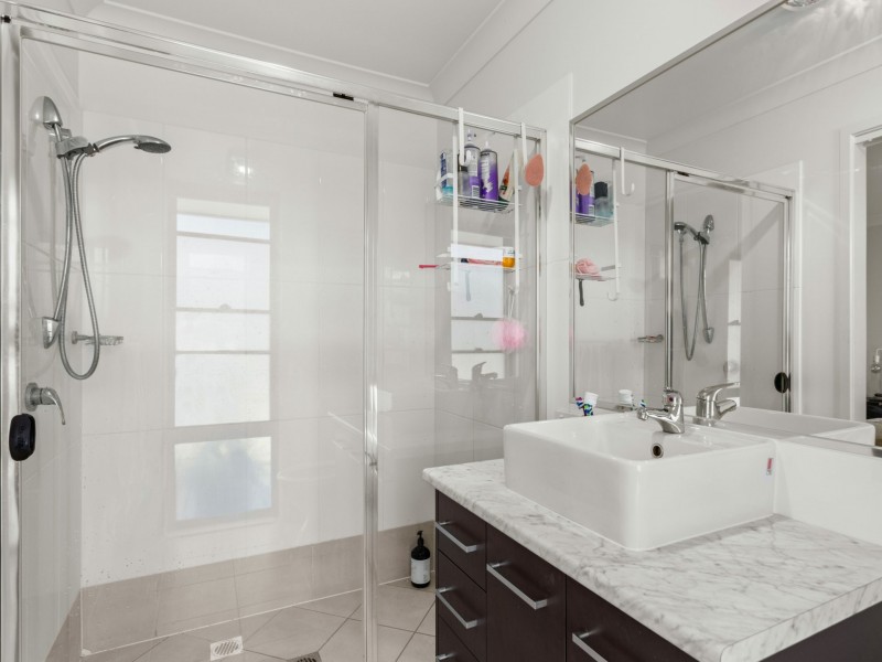 74 Albatross Way, Old Bar NSW 2430