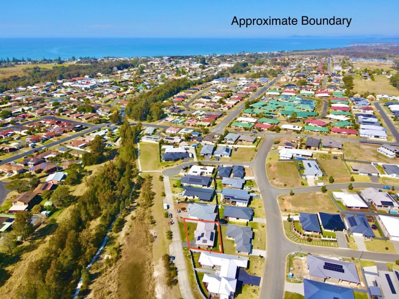 12 Maita Way, Old Bar NSW 2430