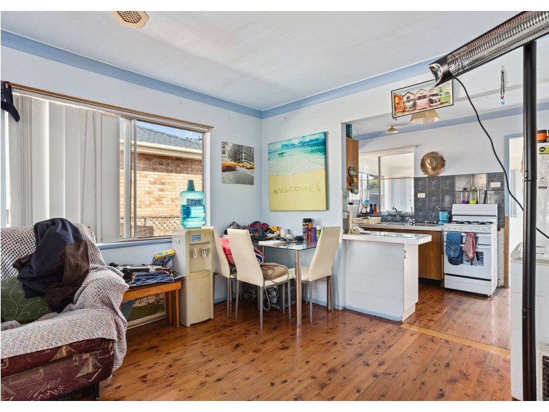 1 & 2/43 Manning Street, Manning Point NSW 2430