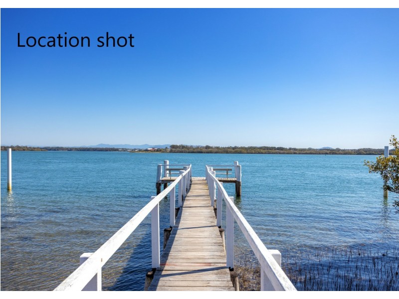 1 & 2/43 Manning Street, Manning Point NSW 2430