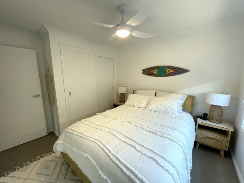 Unit 1/11 Auvergne Way, Old Bar NSW 2430