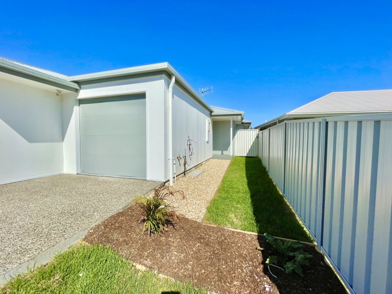 10B Maita Way, Old Bar NSW 2430