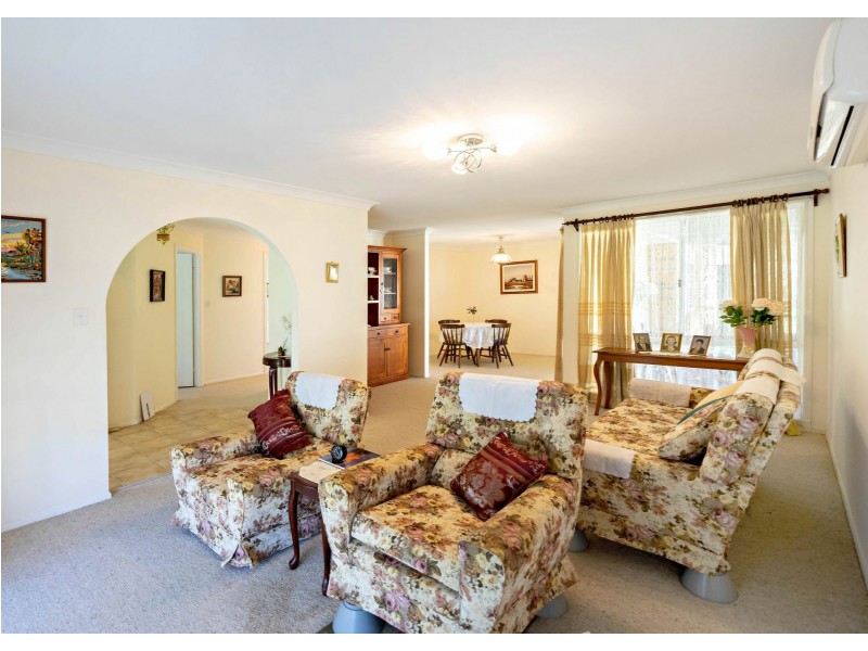 8 Sheppard Street, Old Bar NSW 2430