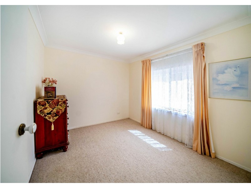 8 Sheppard Street, Old Bar NSW 2430