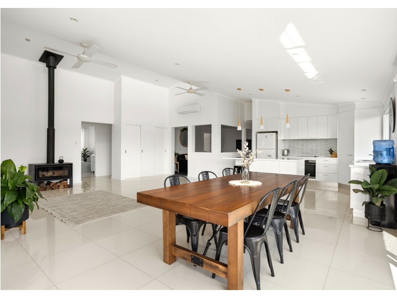 35 Bluehaven Drive, Old Bar NSW 2430
