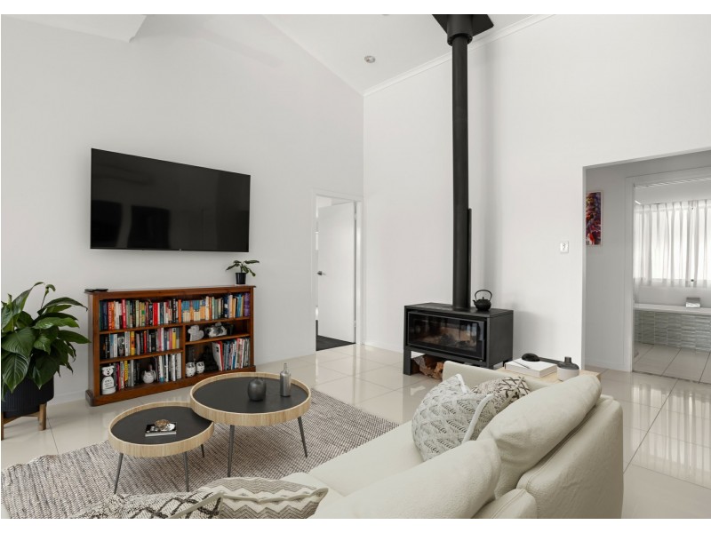 35 Bluehaven Drive, Old Bar NSW 2430