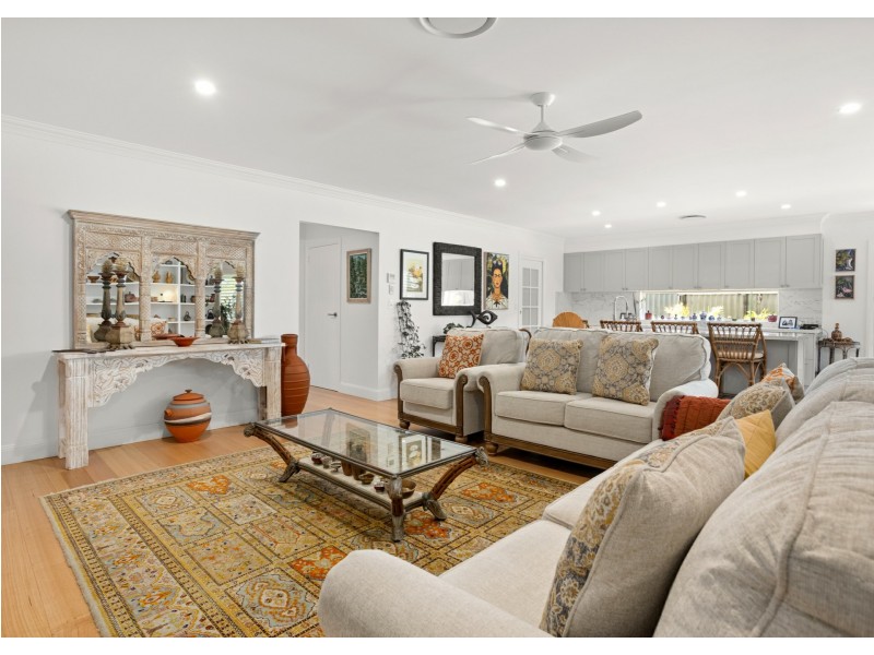 3 Bunyan Avenue, Old Bar NSW 2430