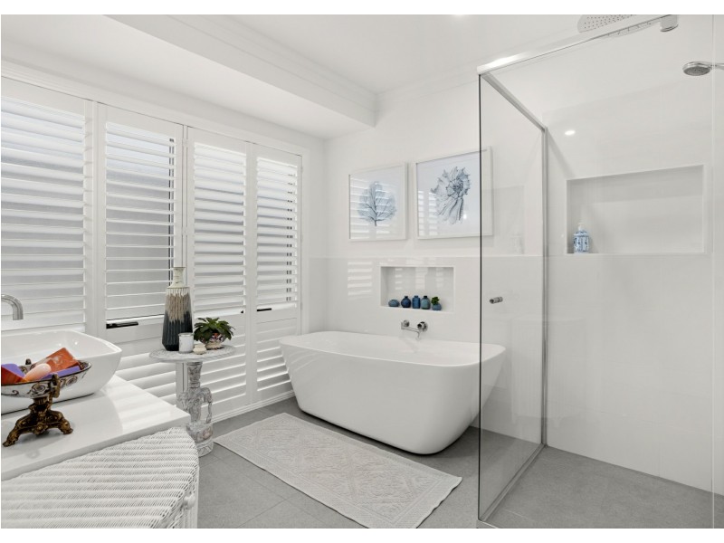 3 Bunyan Avenue, Old Bar NSW 2430