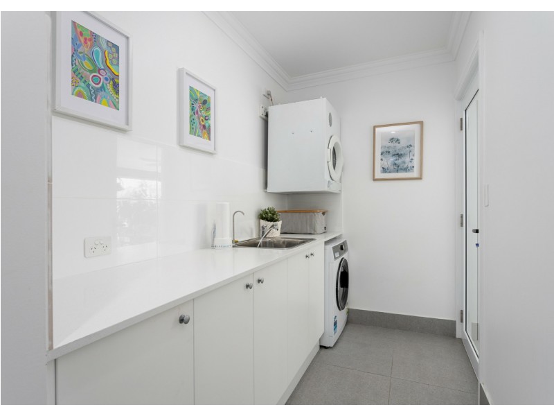 3 Bunyan Avenue, Old Bar NSW 2430