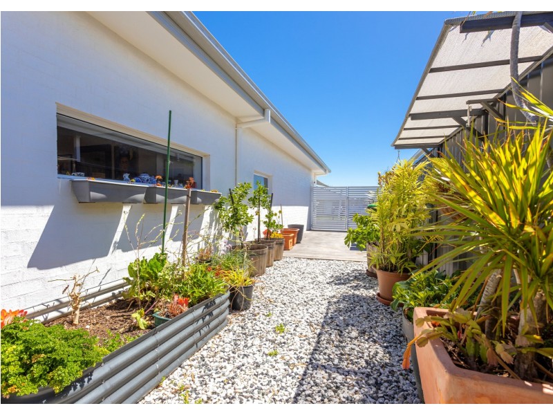 3 Bunyan Avenue, Old Bar NSW 2430