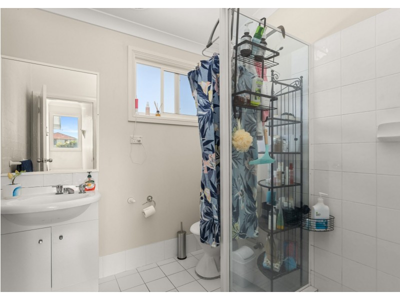 3/2 Connell Street, Old Bar NSW 2430