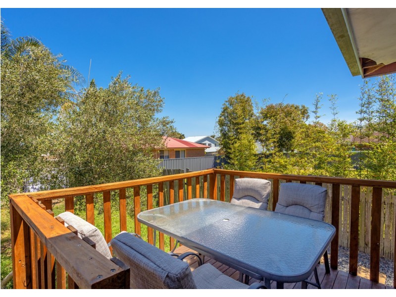 3/2 Connell Street, Old Bar NSW 2430