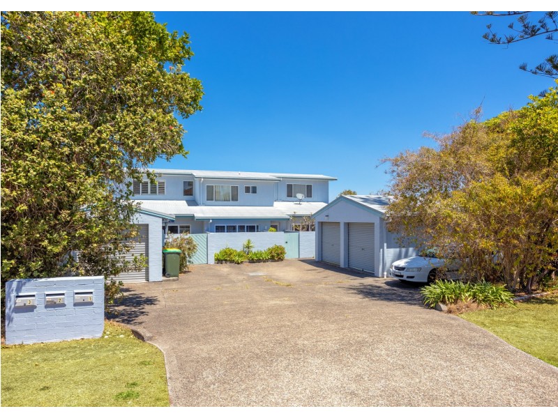 3/2 Connell Street, Old Bar NSW 2430