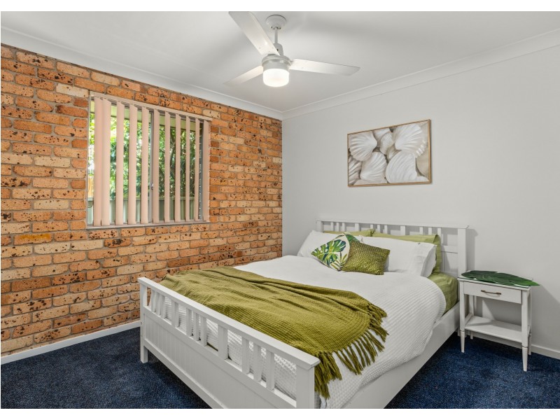 7 Carrabeen Drive, Old Bar NSW 2430