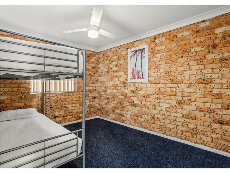 7 Carrabeen Drive, Old Bar NSW 2430