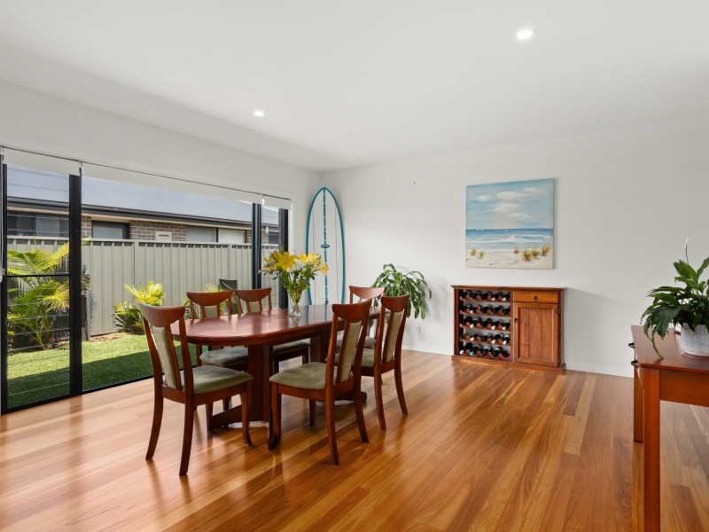 9 Howard Street, Wallabi Point NSW 2430