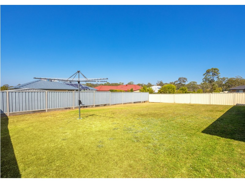 186 Bushland Drive, Taree NSW 2430