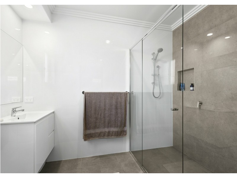 94 Albatross Way, Old Bar NSW 2430