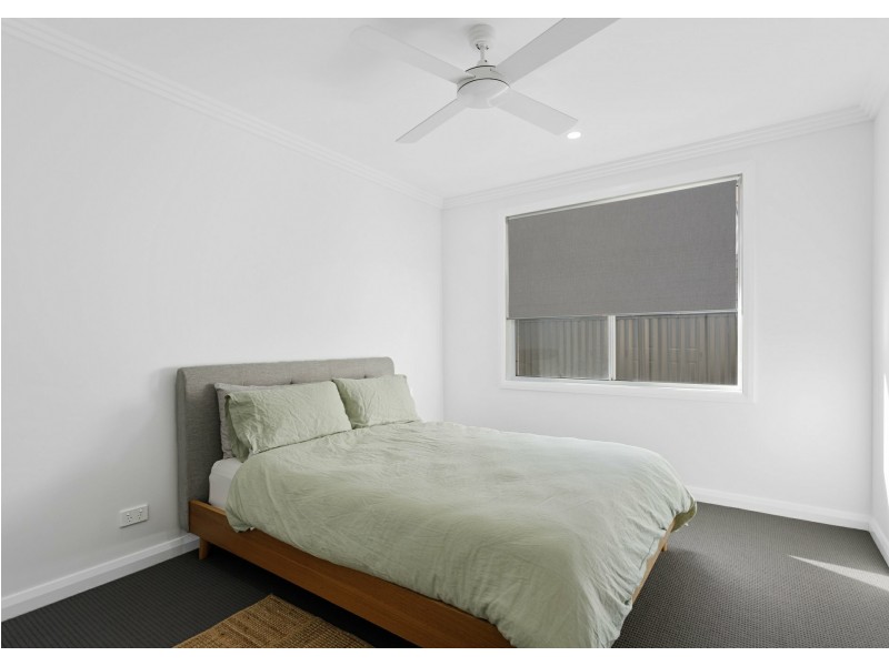 94 Albatross Way, Old Bar NSW 2430